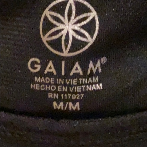 GAIAM PATTERNED SPORTS BRA W/ SHEER BACK - Picture 5 of 6